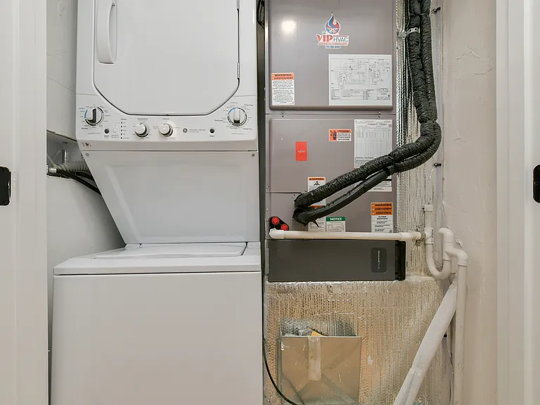 518 Sumner St #3B — Photo 16