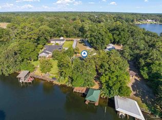 5261 Bayou Dr, Milton, FL 32583