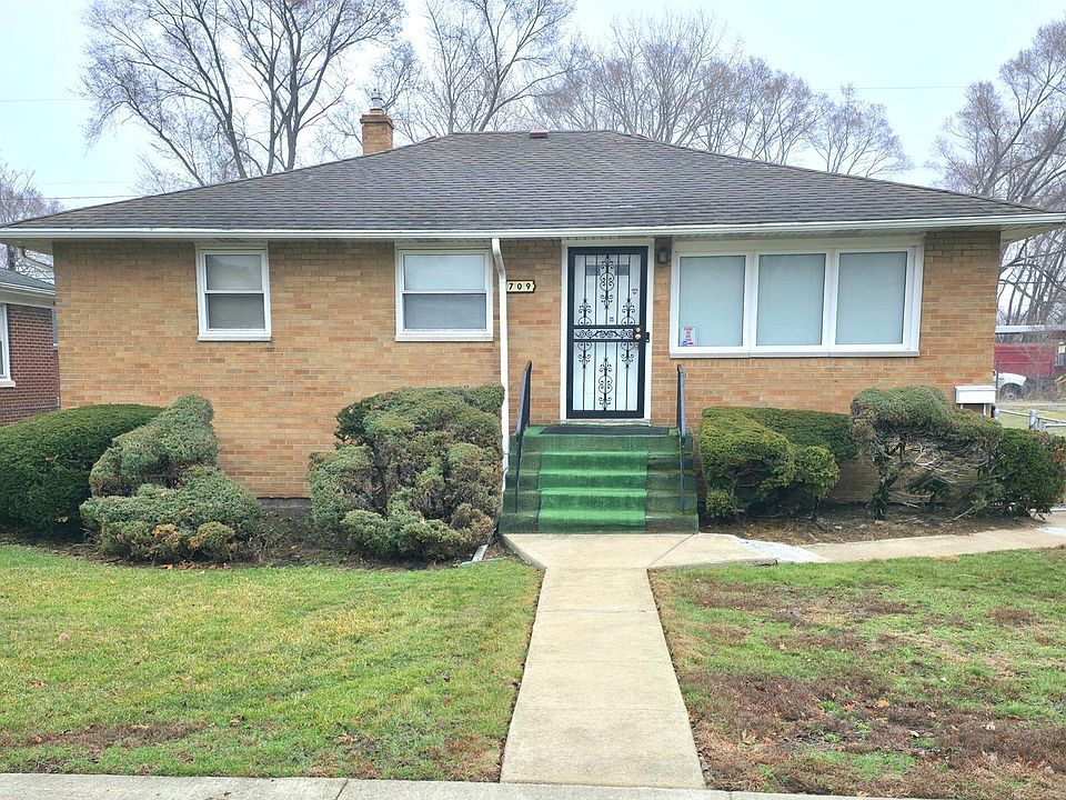 1st image of 709 Porter St