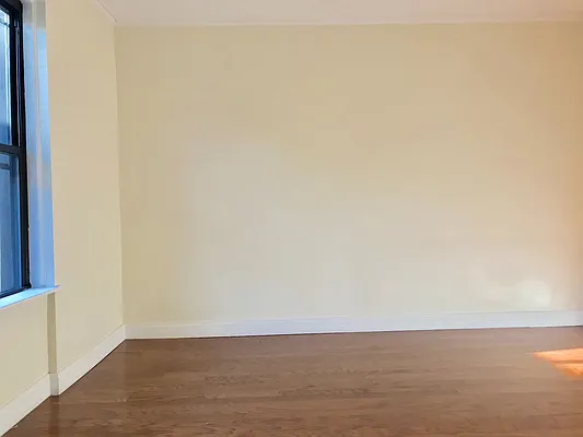 Rented by Keller Williams NYC | media 27