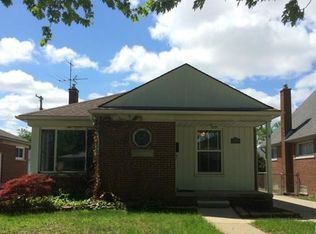 8316 Virginia Park, Center Line, MI 48015