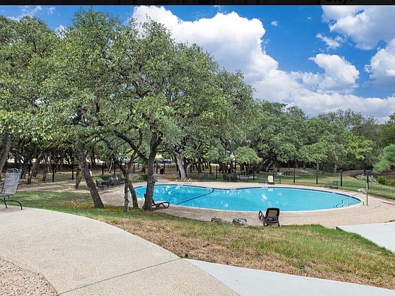 2nd image of 11702 Pepper Tree