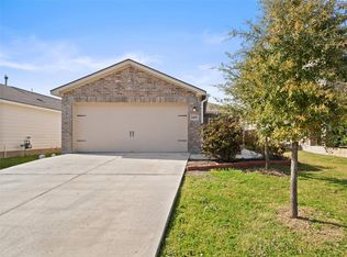 1492 Amy Dr, Kyle, TX 78640