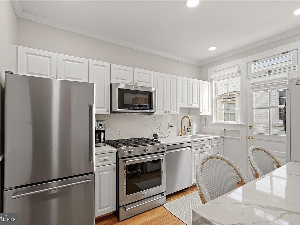 1st image of 2605 O St NW APT 3