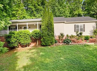 9711 Imperial Dr, Ooltewah, TN 37363