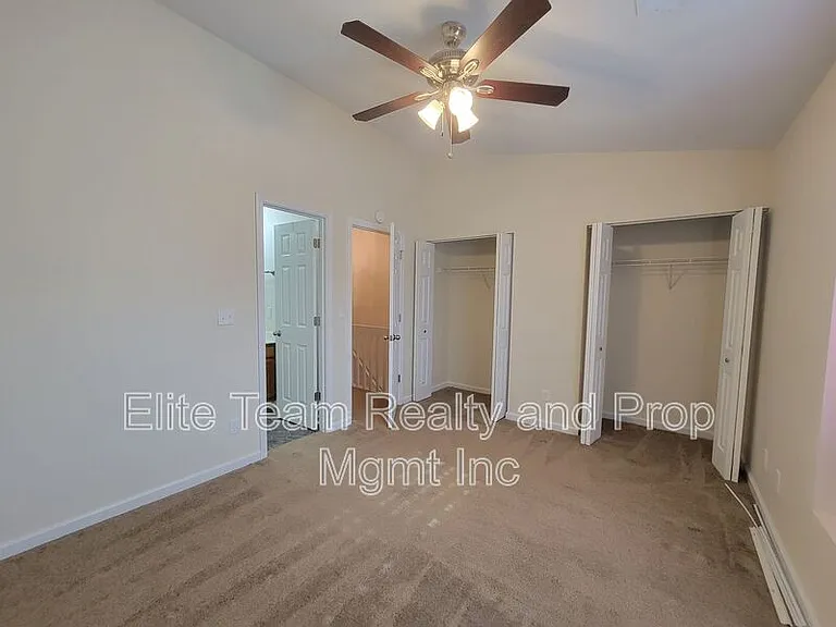 3811 Mosscroft Ln — Photo 16