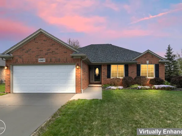1967 Woodland Estates Dr, Saint Clair, MI 48079