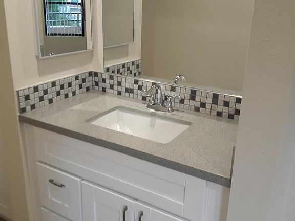 2nd image of 4717 Ben Ave #207