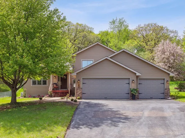 642 Hillside Dr, Eagan, MN 55121