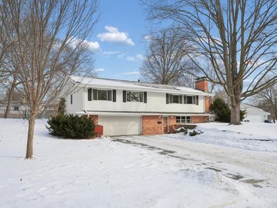 2120 Aquila Ave N, Golden Valley, MN, 55427