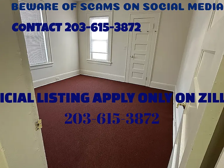1096 Noble Ave — Photo 4