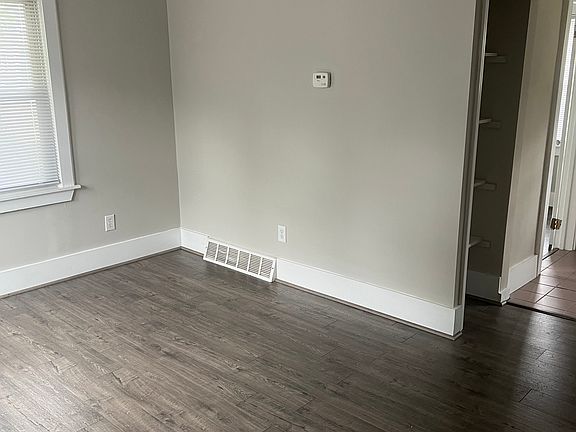 2nd image of 508 N Troy St
