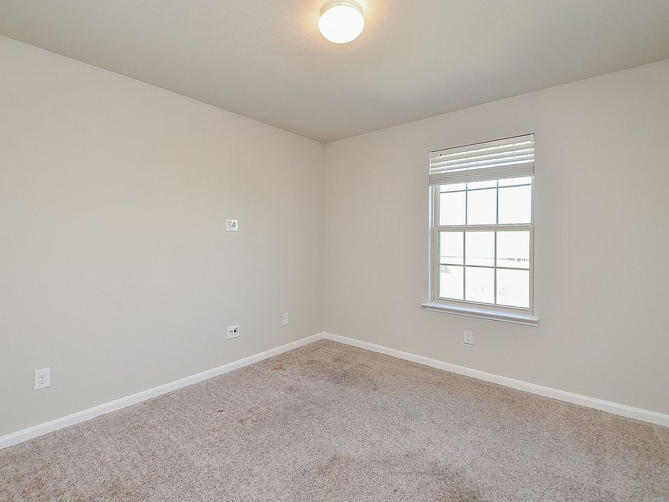 1st image of 4015 Prairie Landing Ln #4015
