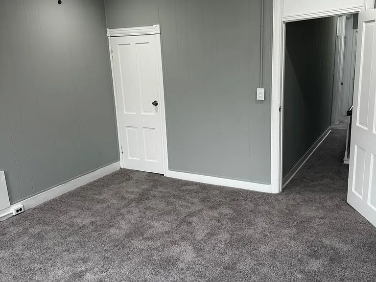 2619 E Fayette St — Photo 11