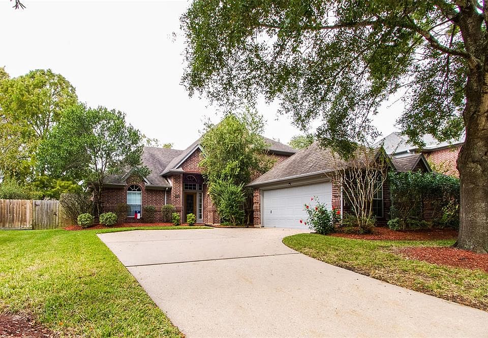 1st image of 1703 Evergreen Ln