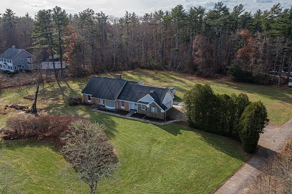 399 Marion Rd, Middleboro, MA 02346 Zillow
