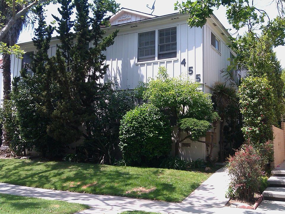 front view (unit is upper front)