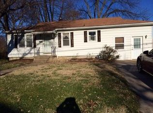 1302 N 2nd St, Edwardsville, IL