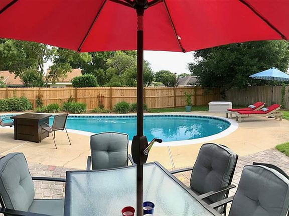 2nd image of 3110 Windermere Dr