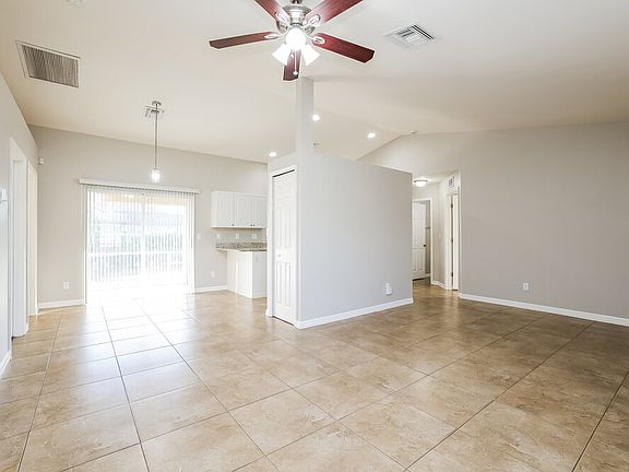 5th image of 1718 SW 12th Ter
