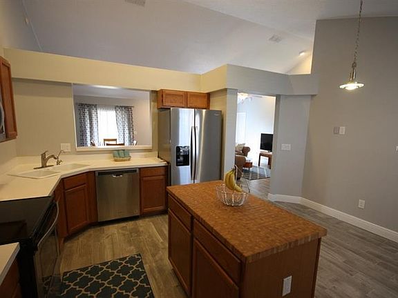5th image of 2984 Carlsbad Ct