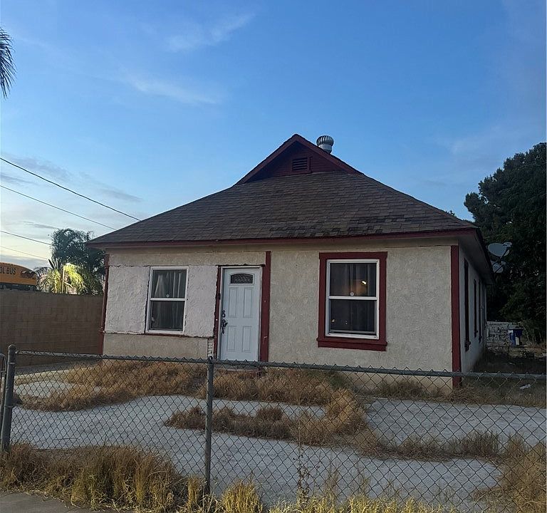1st image of 3073 Date St