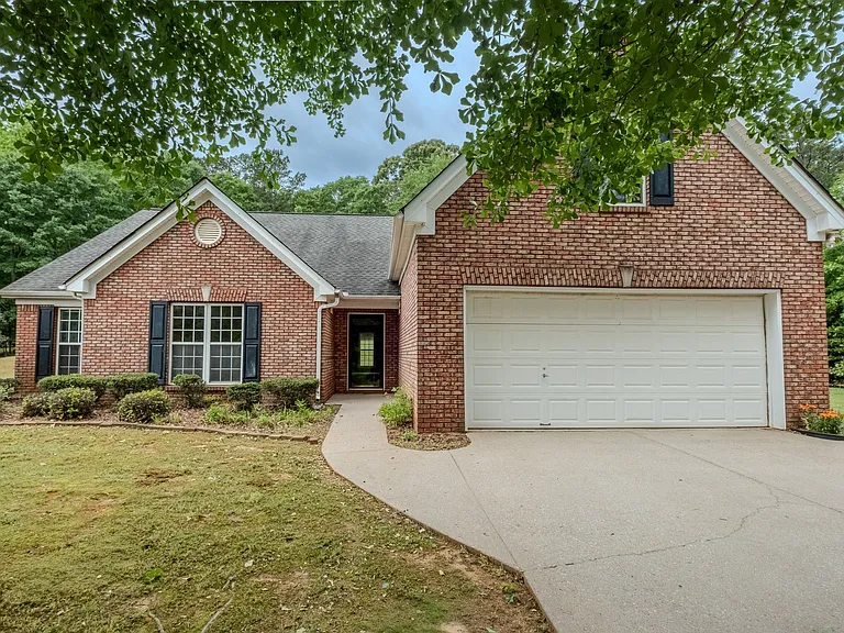 103 Williams Ct — Photo 1