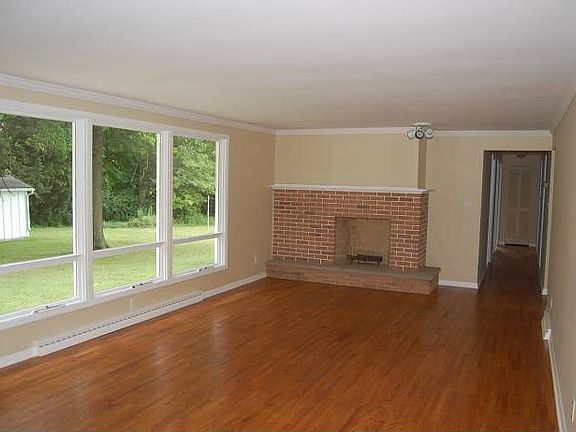 4th image of 3423 Black Oak Ln