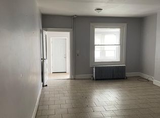 6020 Greenway Ave, Philadelphia, PA 19142