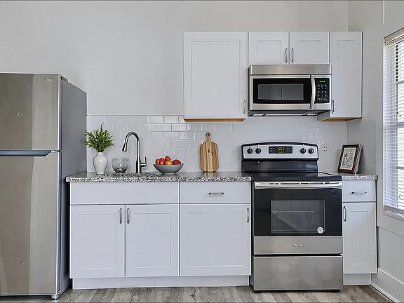 3rd image of 121 W Moore St Unit 101