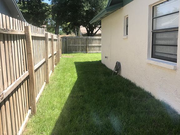 2nd image of 15534 Timberline Dr