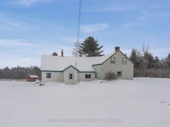 175 Prescott Rd, Montague, ON K7A 4S6