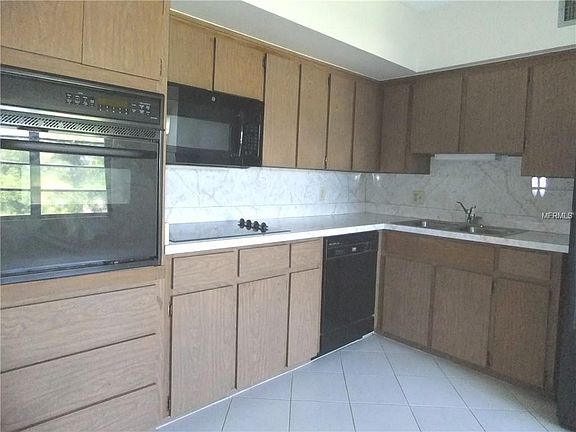 4th image of 2400 Columbia Dr APT 48
