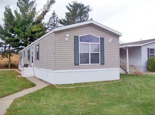22 Carmell St, Belleville, MI