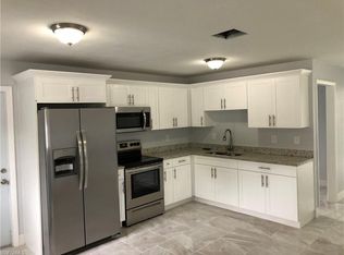 2550 Hunter Ter, Fort Myers, FL 33901