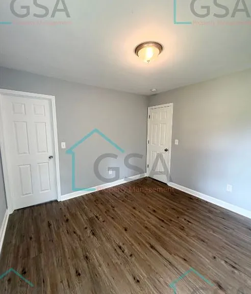 15 Penrose Ave — Photo 16
