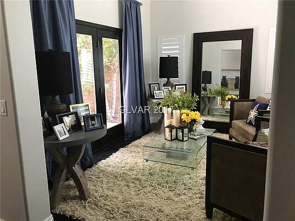 3rd image of 928 Contadero Pl