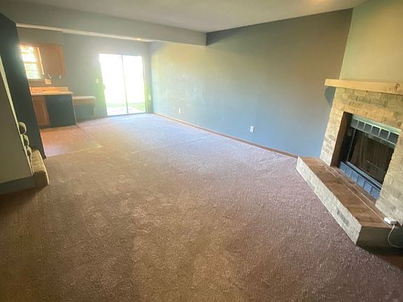 4th image of 105 SW Oxford Pl #10576398