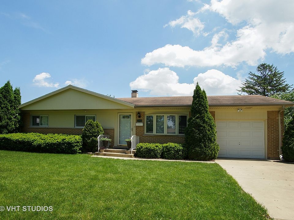 1st image of 1061 Leahy Cir E