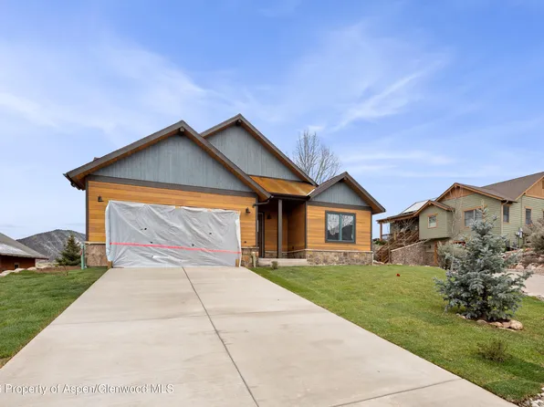 837 Ute Cir, New Castle, CO 81647