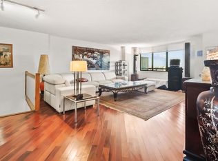 401 Harmon Cove Tower #401, Secaucus, NJ