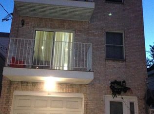 84 W 19th St, Bayonne, NJ 07002