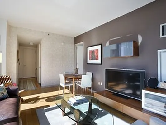 Rented by Corcoran | media 39