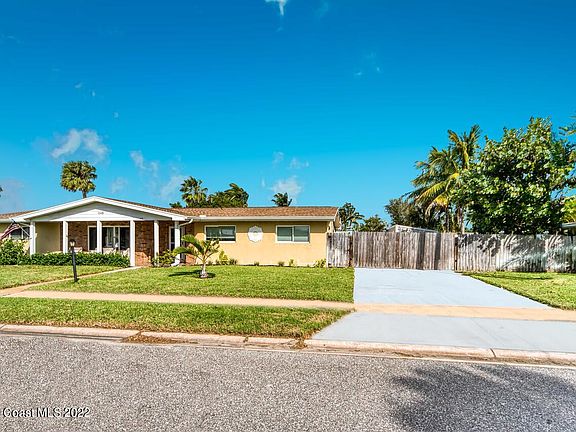 2nd image of 148 Coral Way E