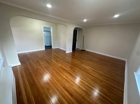 (undisclosed Address), Millburn, NJ 07041