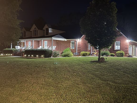 2nd image of 646 Indian Creek Rd