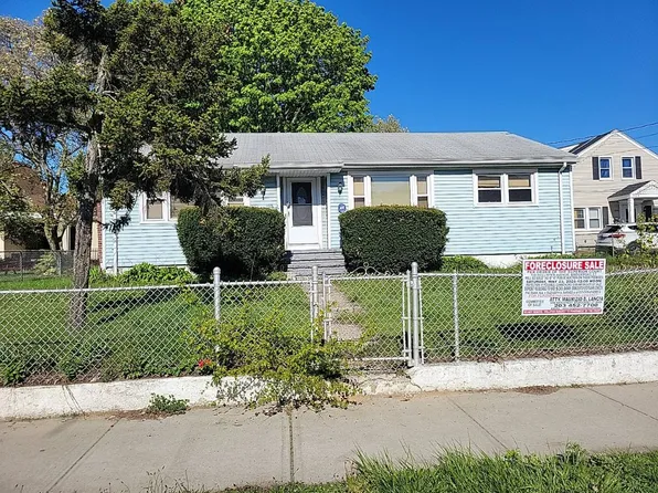 130 Hollister Ave, Bridgeport, CT 06607