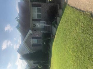 8229 Delido Rd, Louisville, KY 40219