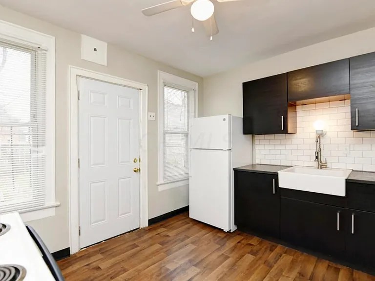 344 Loeffler Ave — Photo 6