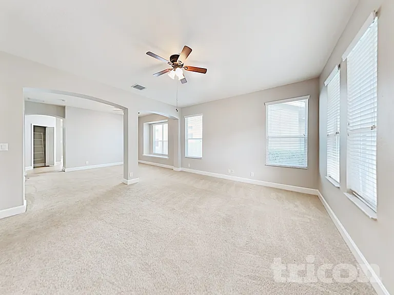 614 Ravenshill Way — Photo 4